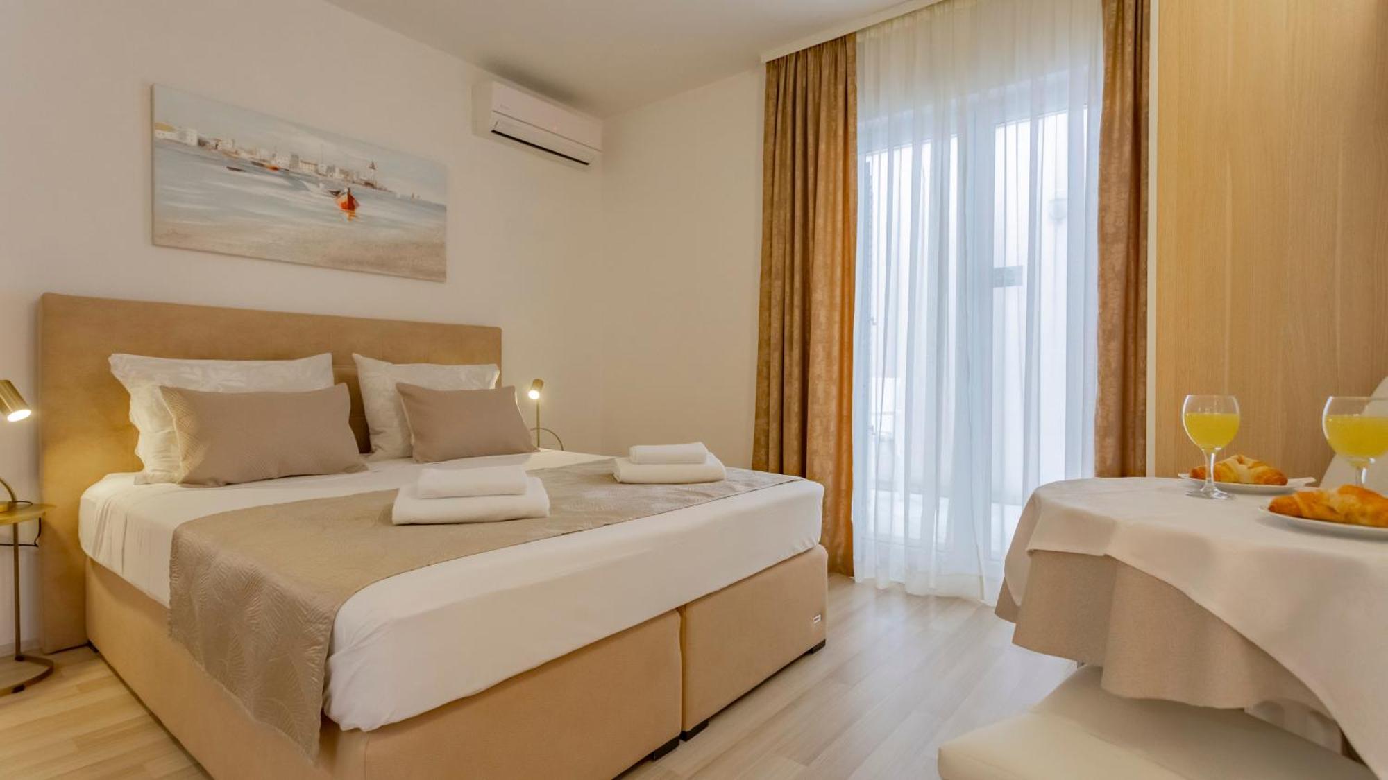 Baska Voda Apartments - Steps From The Beach, Free Parking, Central Location Zewnętrze zdjęcie