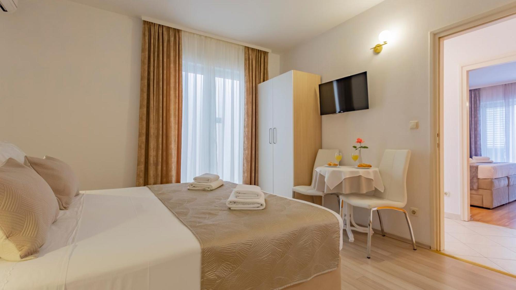 Baska Voda Apartments - Steps From The Beach, Free Parking, Central Location Zewnętrze zdjęcie