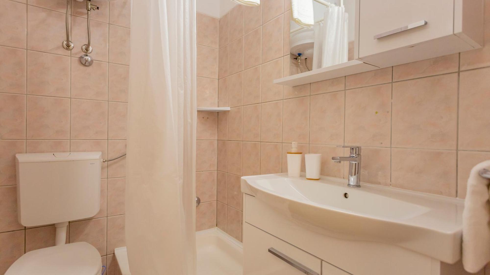 Baska Voda Apartments - Steps From The Beach, Free Parking, Central Location Zewnętrze zdjęcie